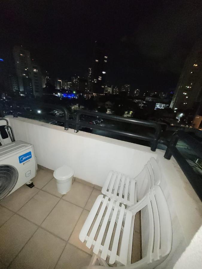 Studio Living Faria Lima São Paulo Luaran gambar