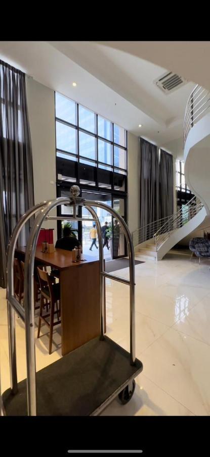 Studio Living Faria Lima São Paulo Luaran gambar