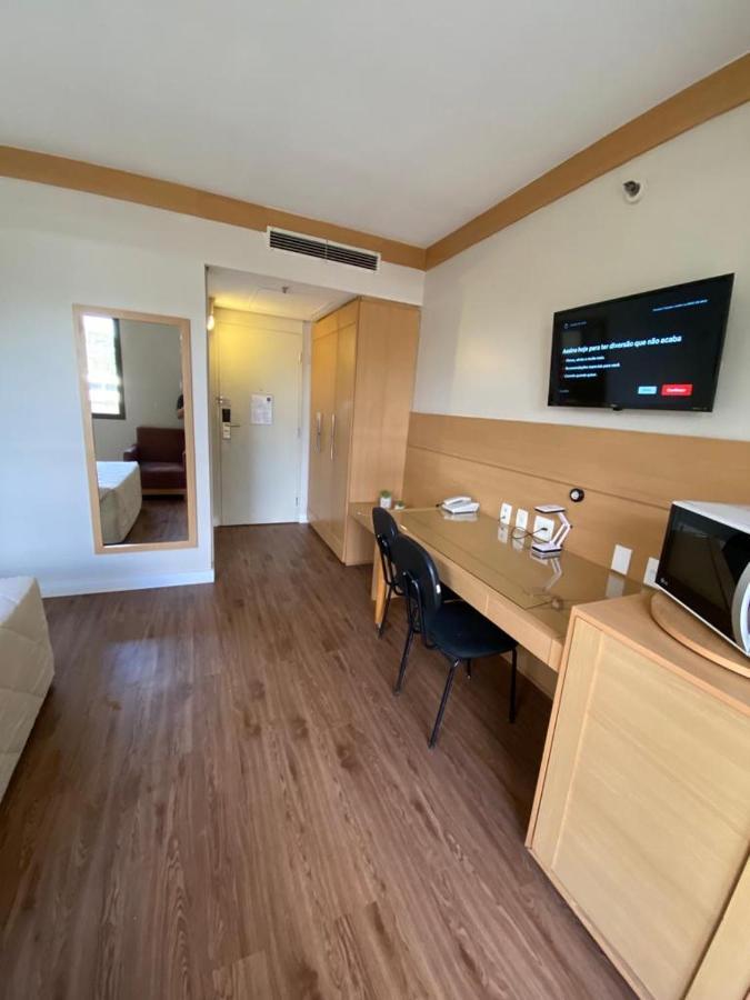 Studio Living Faria Lima São Paulo Luaran gambar