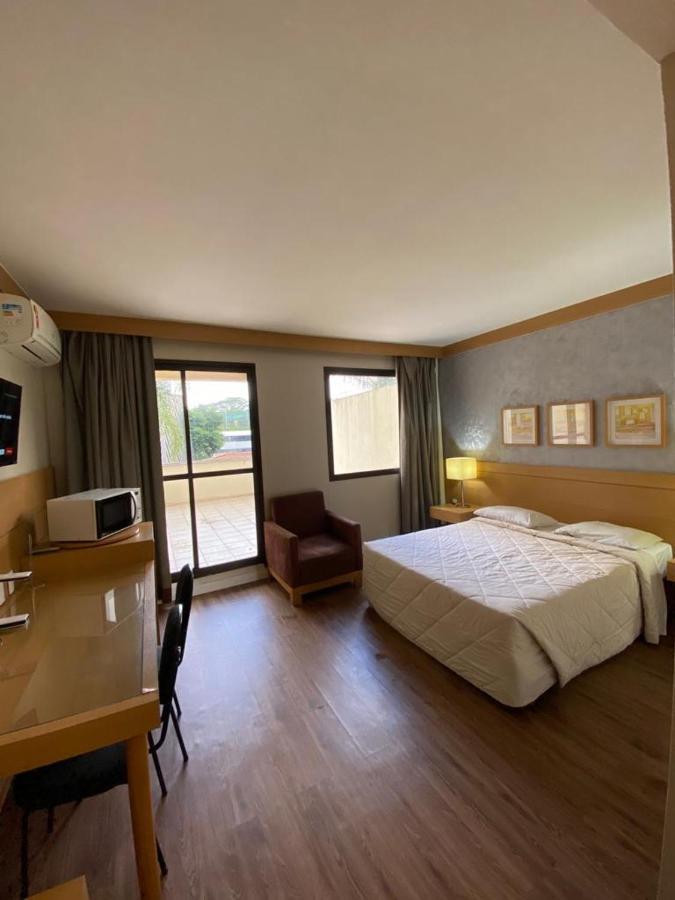 Studio Living Faria Lima São Paulo Luaran gambar