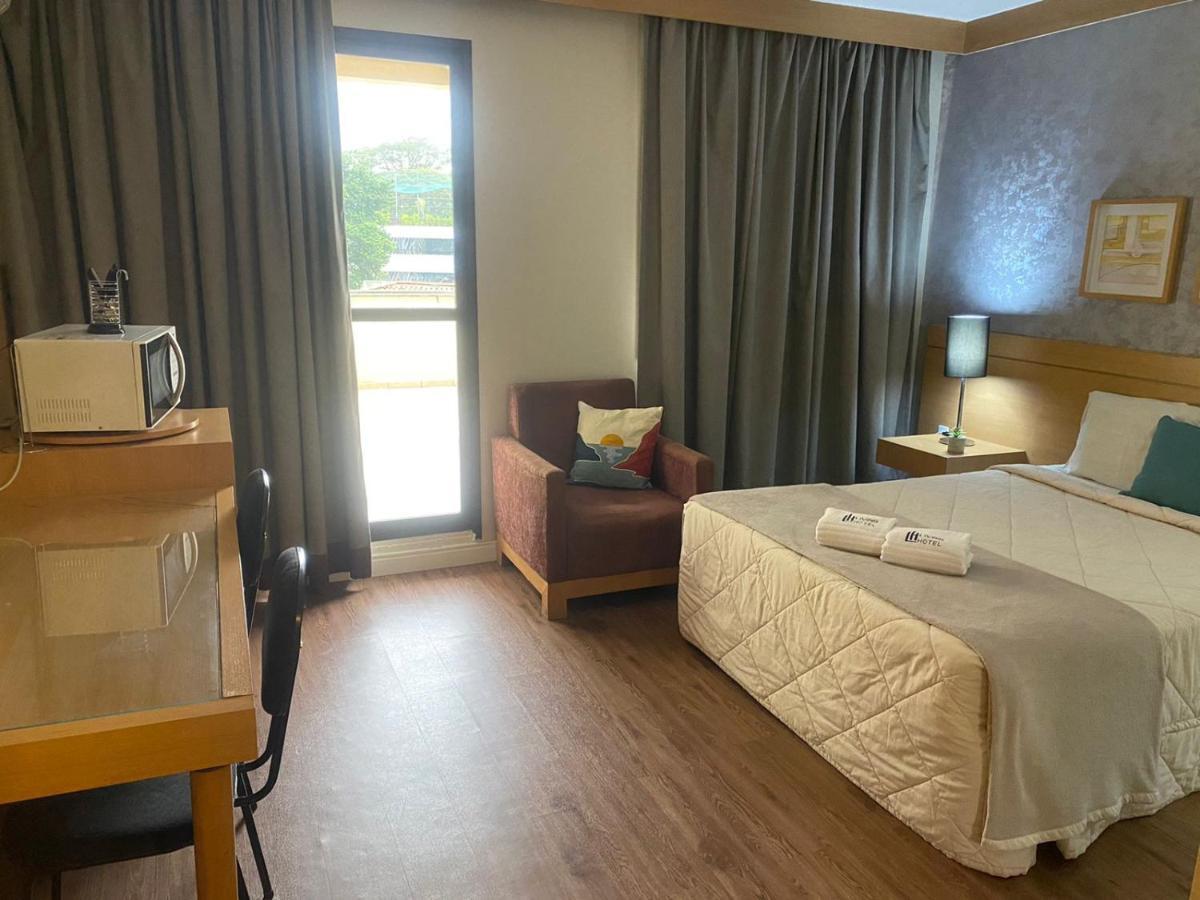 Studio Living Faria Lima São Paulo Luaran gambar