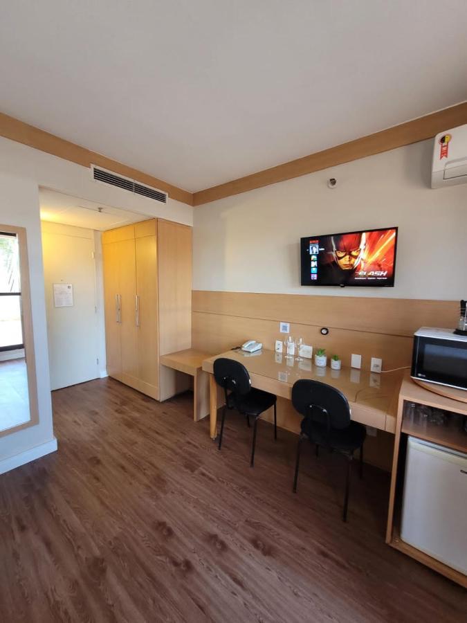 Studio Living Faria Lima São Paulo Luaran gambar