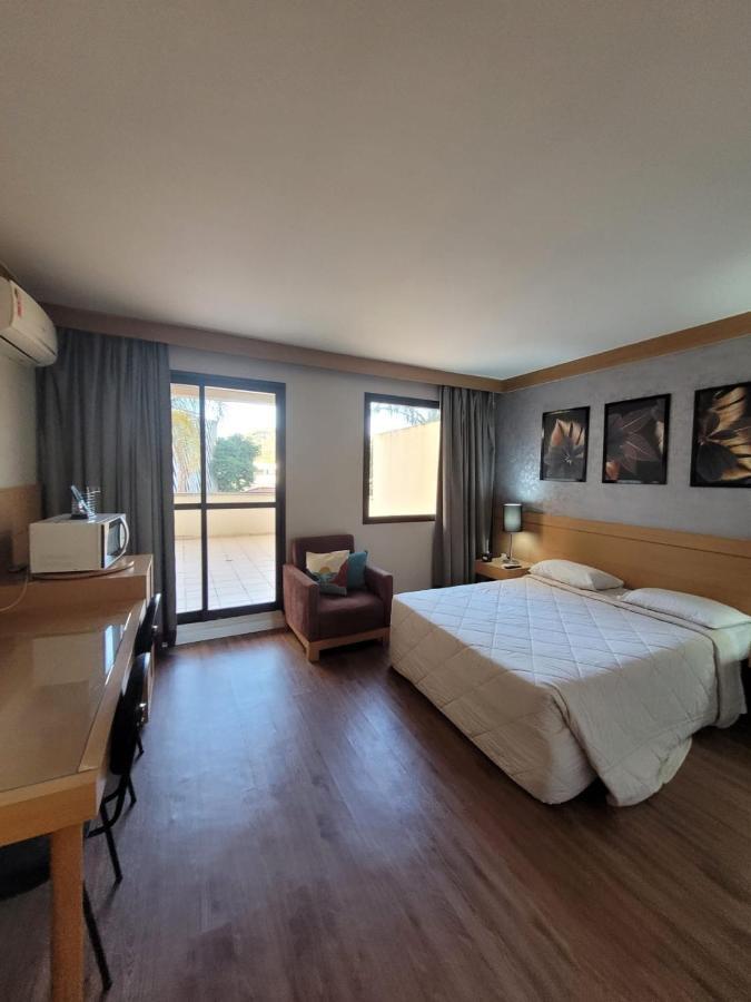 Studio Living Faria Lima São Paulo Luaran gambar