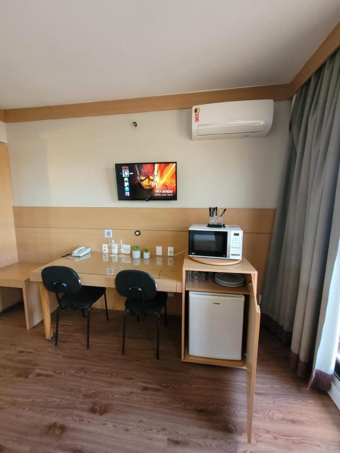 Studio Living Faria Lima São Paulo Luaran gambar